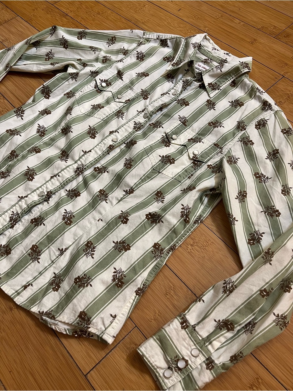 Vintage Pearl Snap 100% Cotton Green Striped Floral Button-Down Shirt Western